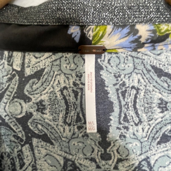 Free People Wildflower Womens Cinched Kimono Blouse Zip Jacket Size M/L - Picture 7 of 9